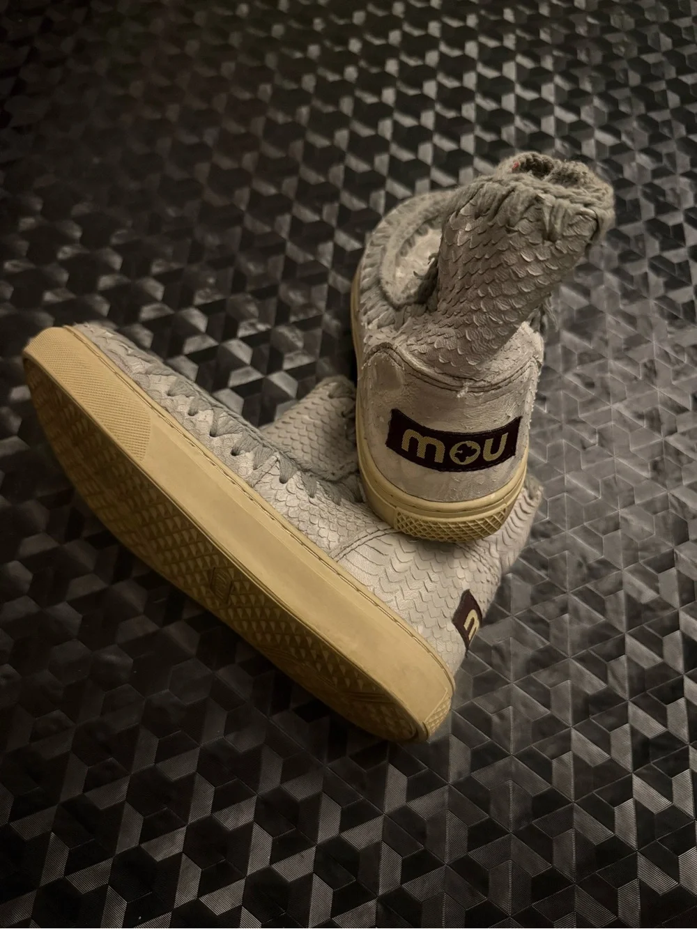 {MOU} Summer Eskimo Silver Gray Shearling-Trim Crochet Stitched Winter Boot